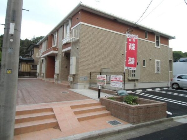 エントランス(★築浅　更新料不要★)