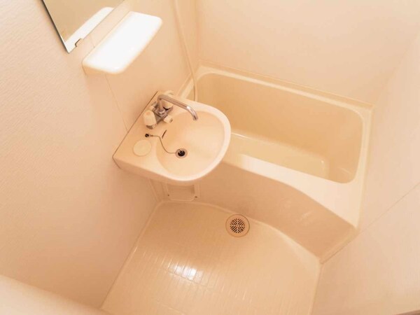 バス／シャワールーム等