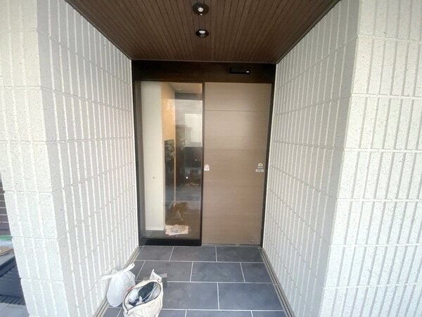 エントランス(エントランス)