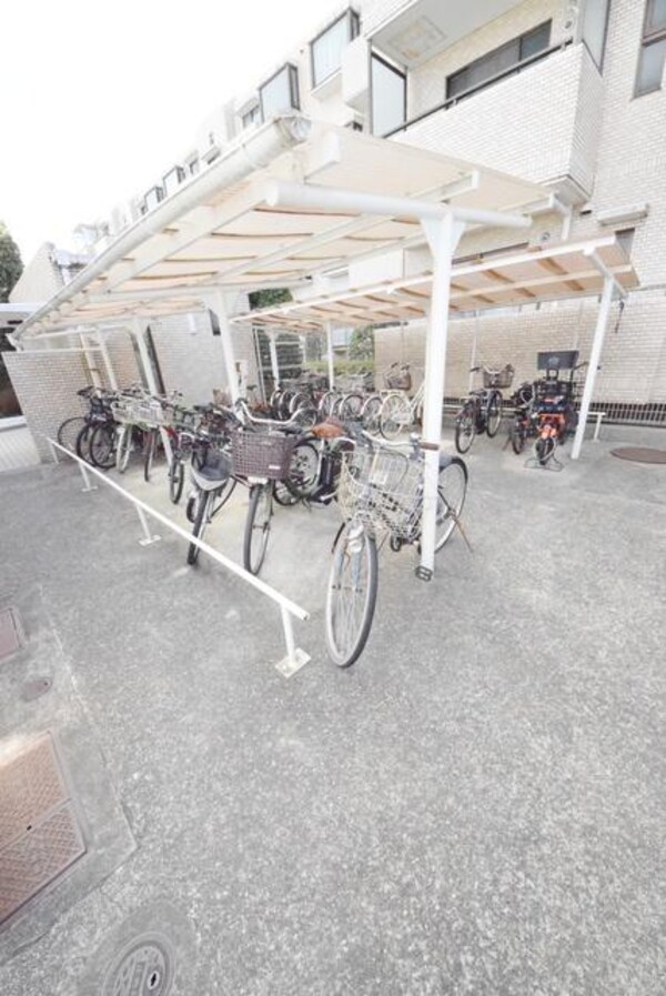 共有部分(★屋根付き駐輪場★)