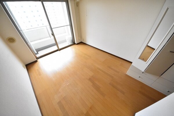 リビング・居室(※同間取り別部屋参考写真)