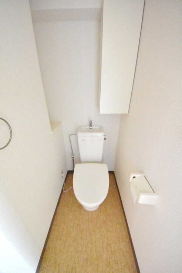 トイレ(※同間取り別部屋参考写真)
