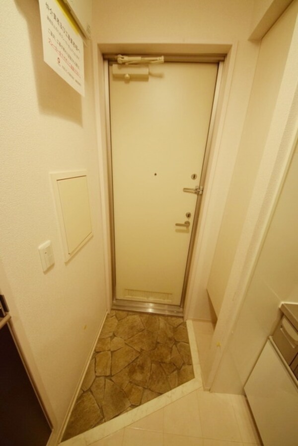 玄関(★お部屋探しはタウンハウジング大和店まで★)