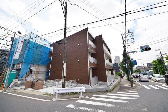 物件外観写真1　(★ＳＥＣＯＭ搭載のセキュリティ住宅★)