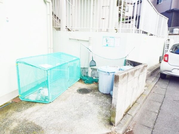 共有部分(★★共用のゴミ捨て場★★)