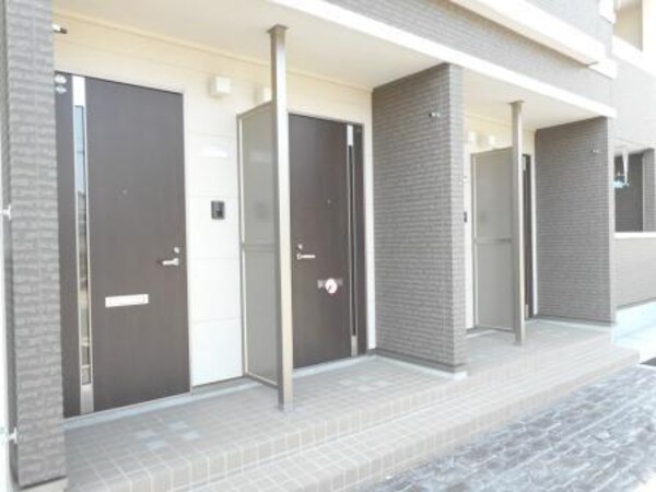 エントランス(同建築メーカー参考写真)