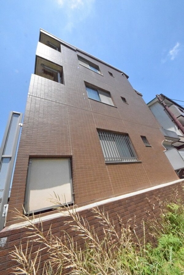 外観(★買い物便利な駅近賃貸マンション！★)