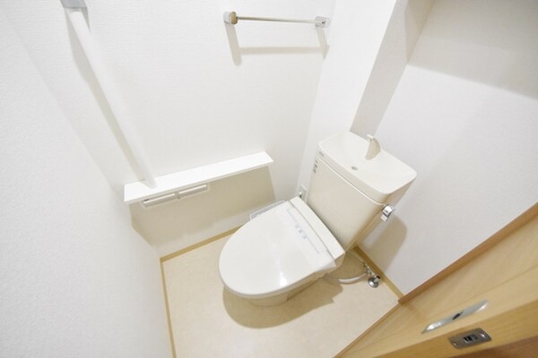 トイレ(★★リノベーションの別部屋です★★)