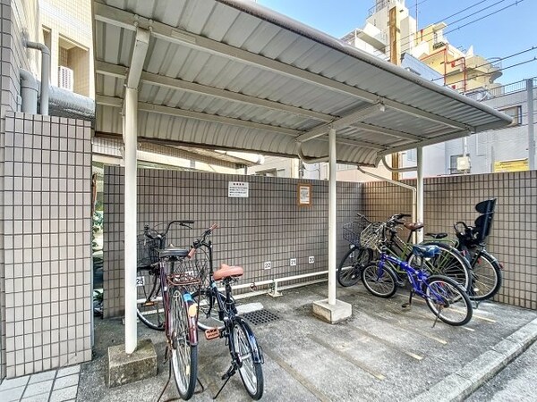 その他(駐輪場)