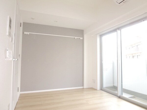 寝室(★洋室6帖のお部屋です★)