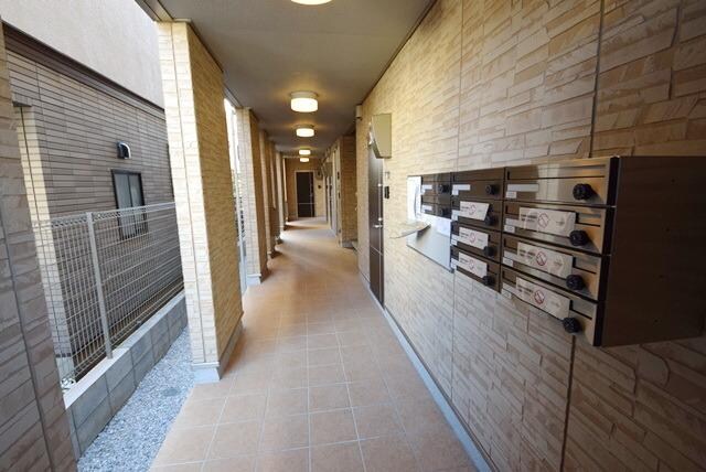 物件内観写真5　(★エントランス★)