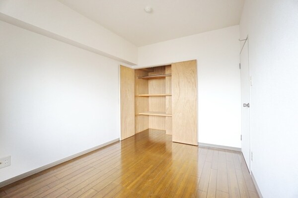 子供部屋(※別部屋参考写真です)