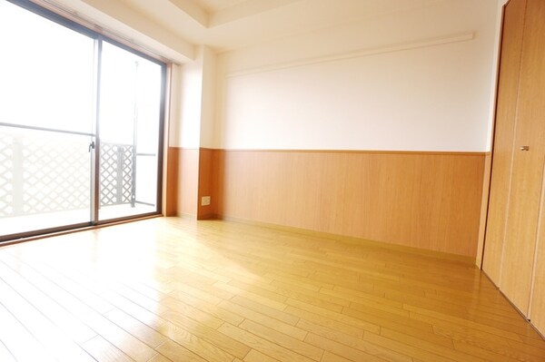 子供部屋(※別部屋参考写真です)