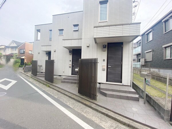 エントランス(エントランス)