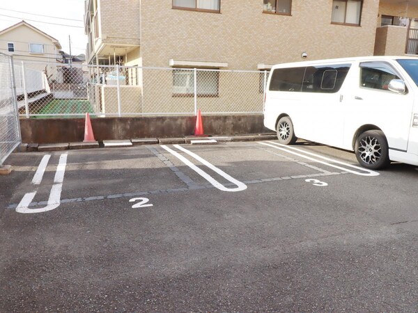 駐車場(駐車場)