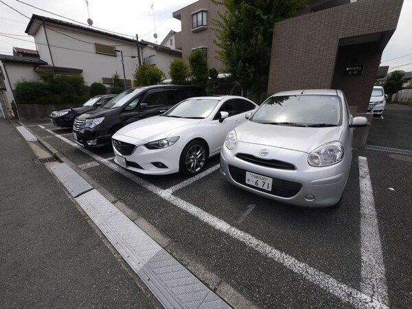 駐車場(★駐車場★)