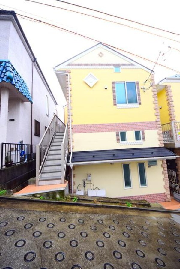 ロビー(※別部屋参考写真)