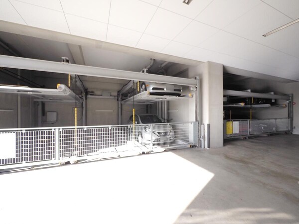 駐車場(駐車場)