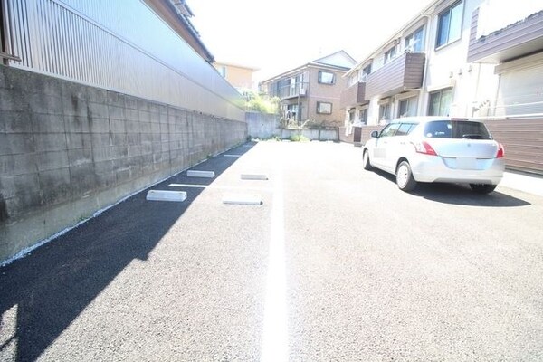 駐車場(駐車場)