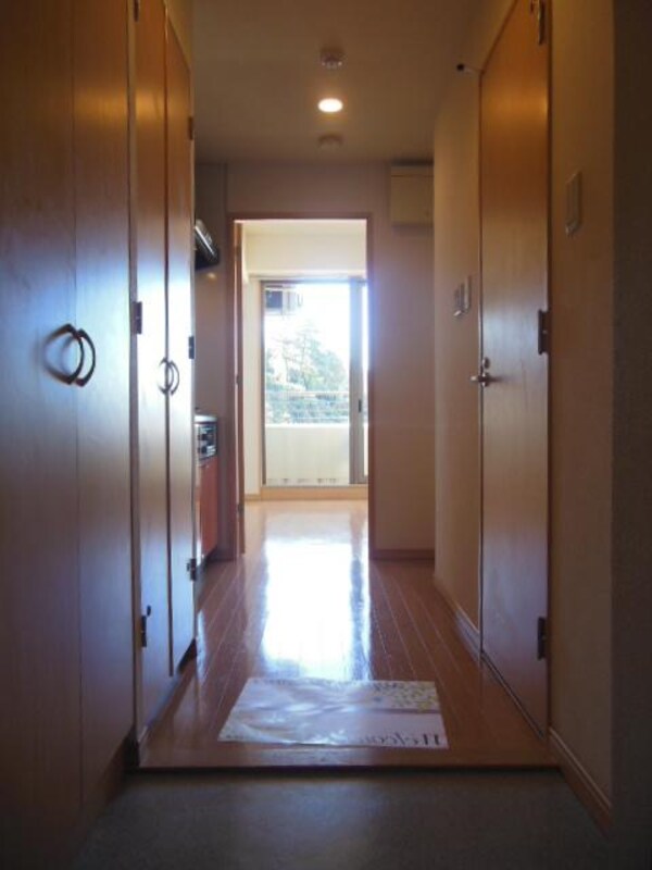 玄関(同シリーズ)