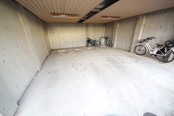 駐車場(駐車場)