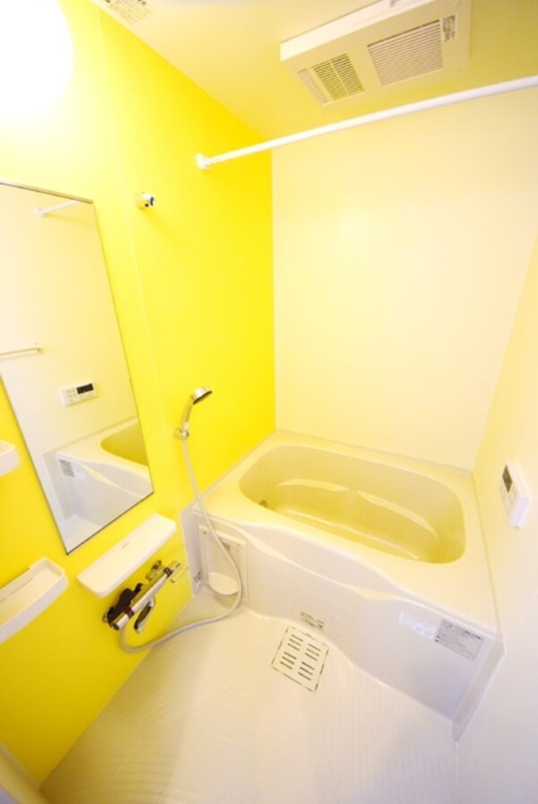 バス／シャワールーム等(★★追い炊き機能完備★★)