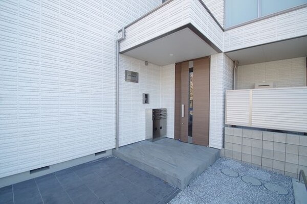 エントランス(★お問い合わせはタウンハウジング町田店まで★)