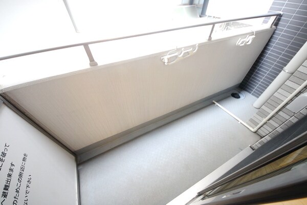 バルコニー(同シリーズ)