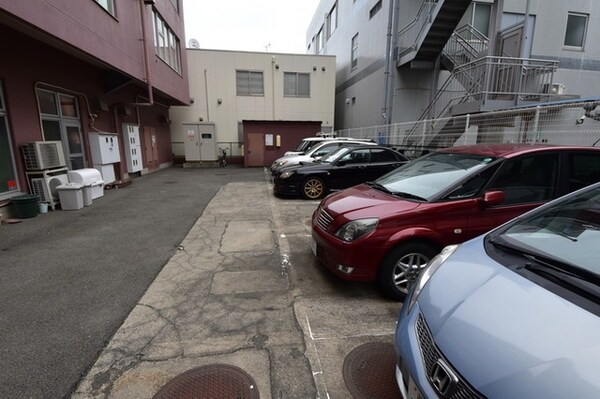 駐車場(★駐車場★)