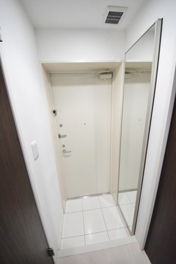 玄関(※別号室参考写真※)