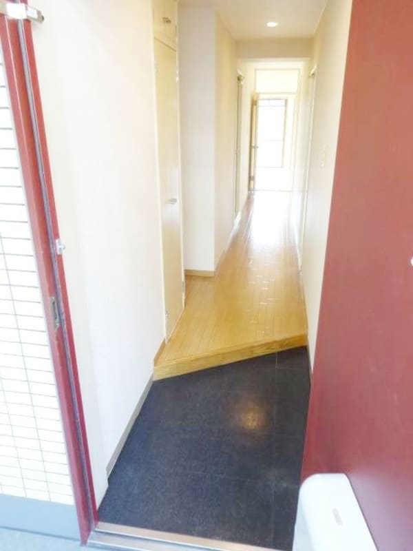 玄関(別部屋参考写真)
