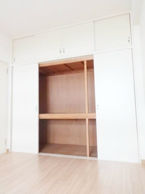 収納(別部屋参考写真)