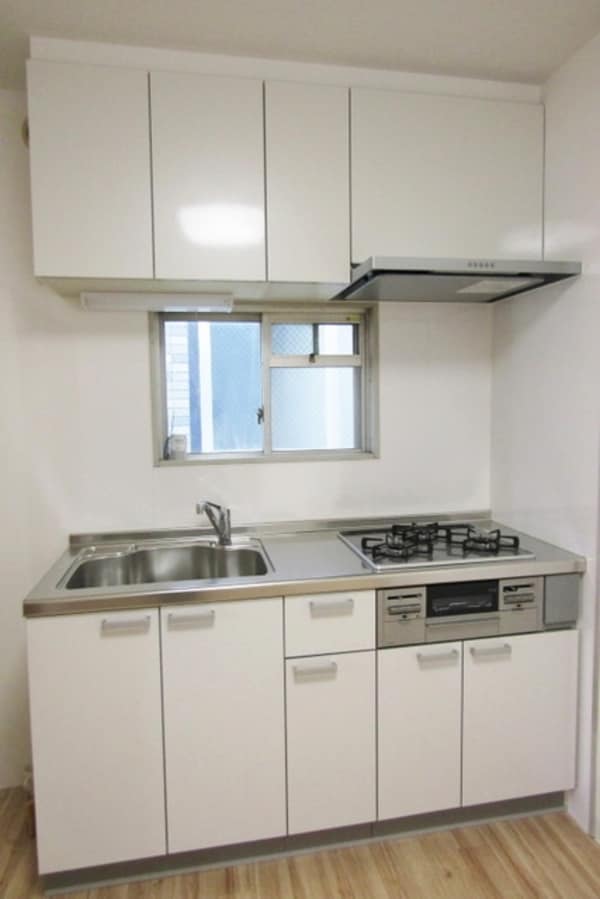 キッチン(★★三口ガスシステムキッチン★★)