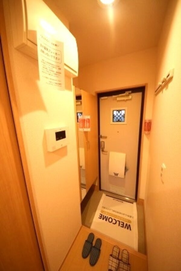 玄関(★同建築タイプの参考写真★)