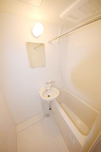 物件内観写真4　(★★浴室暖房乾燥機付き★★)