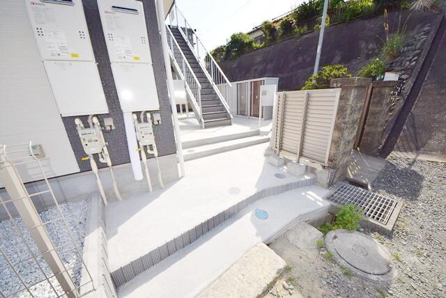 物件内観写真18　(★★建物入口★★)