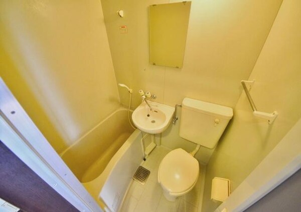 バス／シャワールーム等