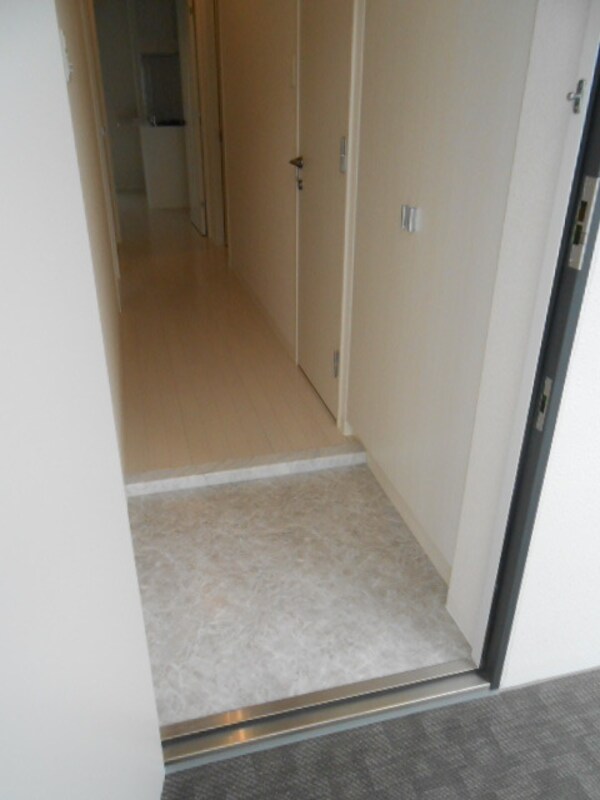 玄関(※反転タイプ)