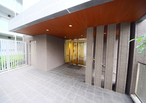 エントランス(★重厚感のあるエントランス★)