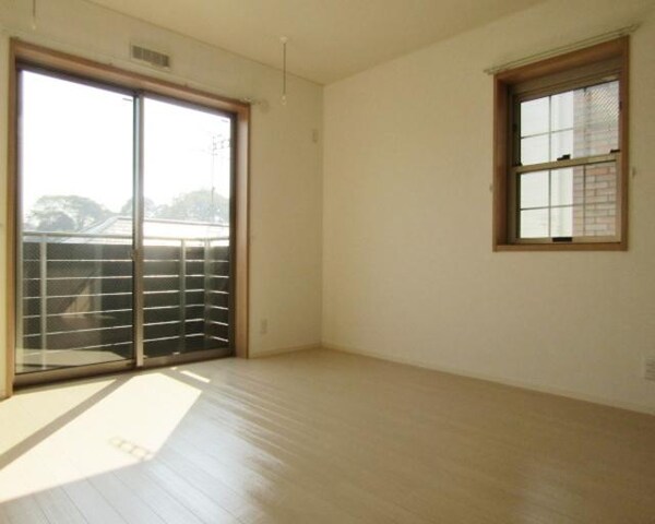 リビング・居室(※同物件他号室写真※)