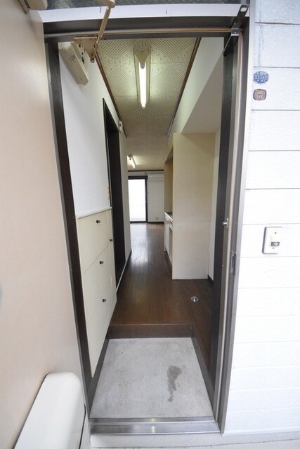 物件内観写真6　(※別号室参考写真)