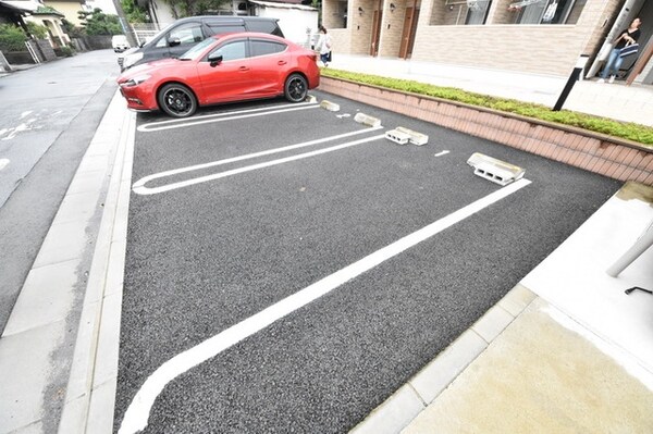 駐車場(★★駐車場★★)