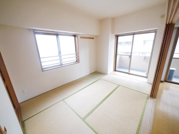 寝室(※別部屋参考写真です)