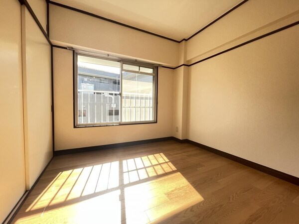 子供部屋(※別部屋参考写真です)