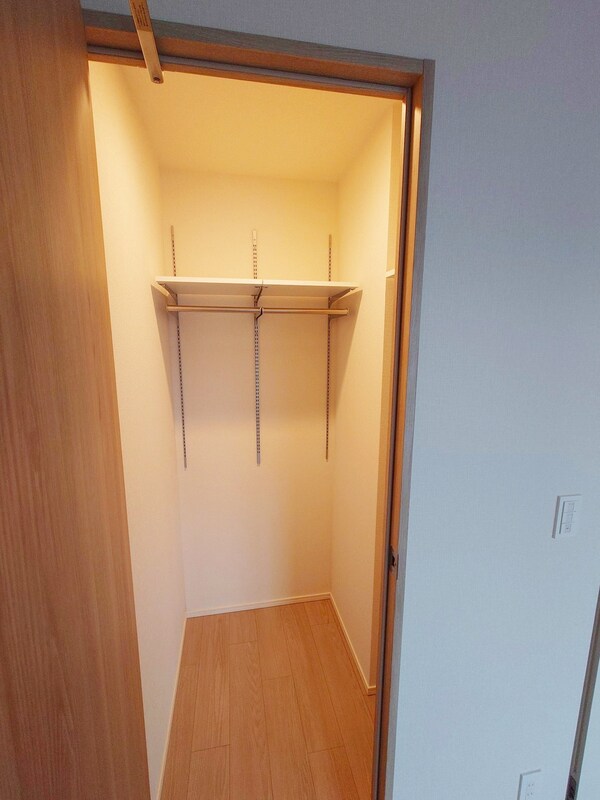 収納(同タイプの間取り部屋の写真です。色等が異なる場合があります。)