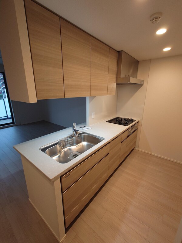 キッチン(同タイプの間取り部屋の写真です。お色等異なる場合があります。)