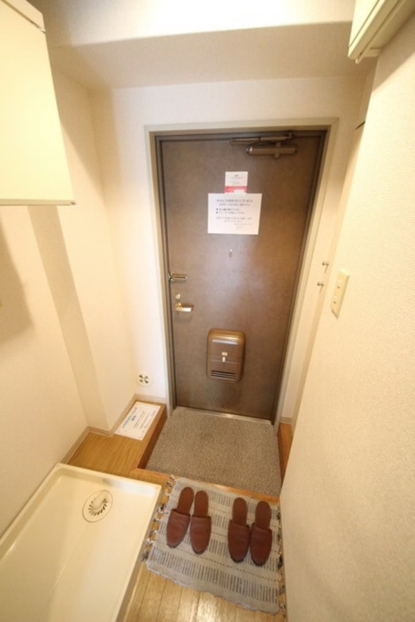 玄関(同シリーズ)