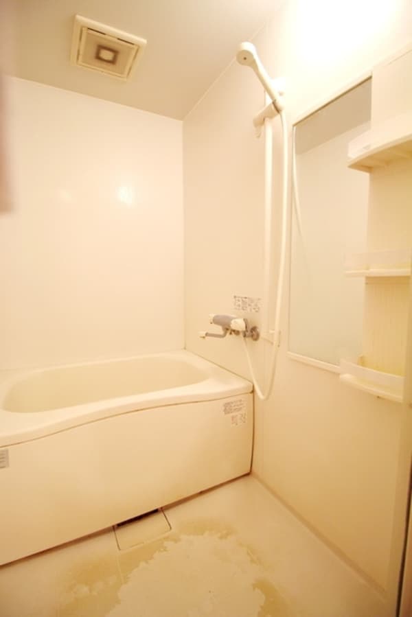 バス／シャワールーム等(※別部屋参考写真です)