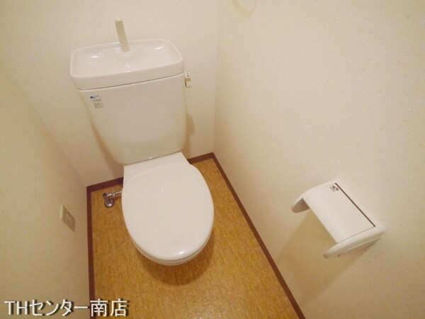 トイレ(同シリーズ)