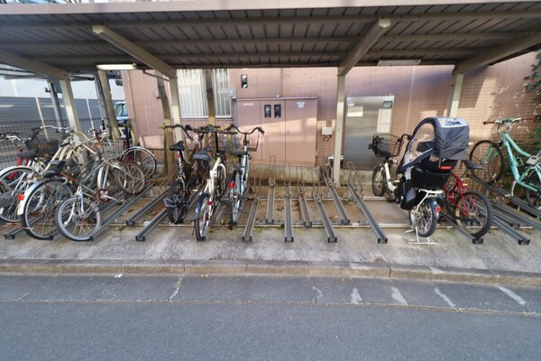 駐車場(駐車場)